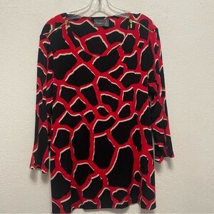 Chico's Travelers 2 US L red and black tunic print and gold-tone zipper details